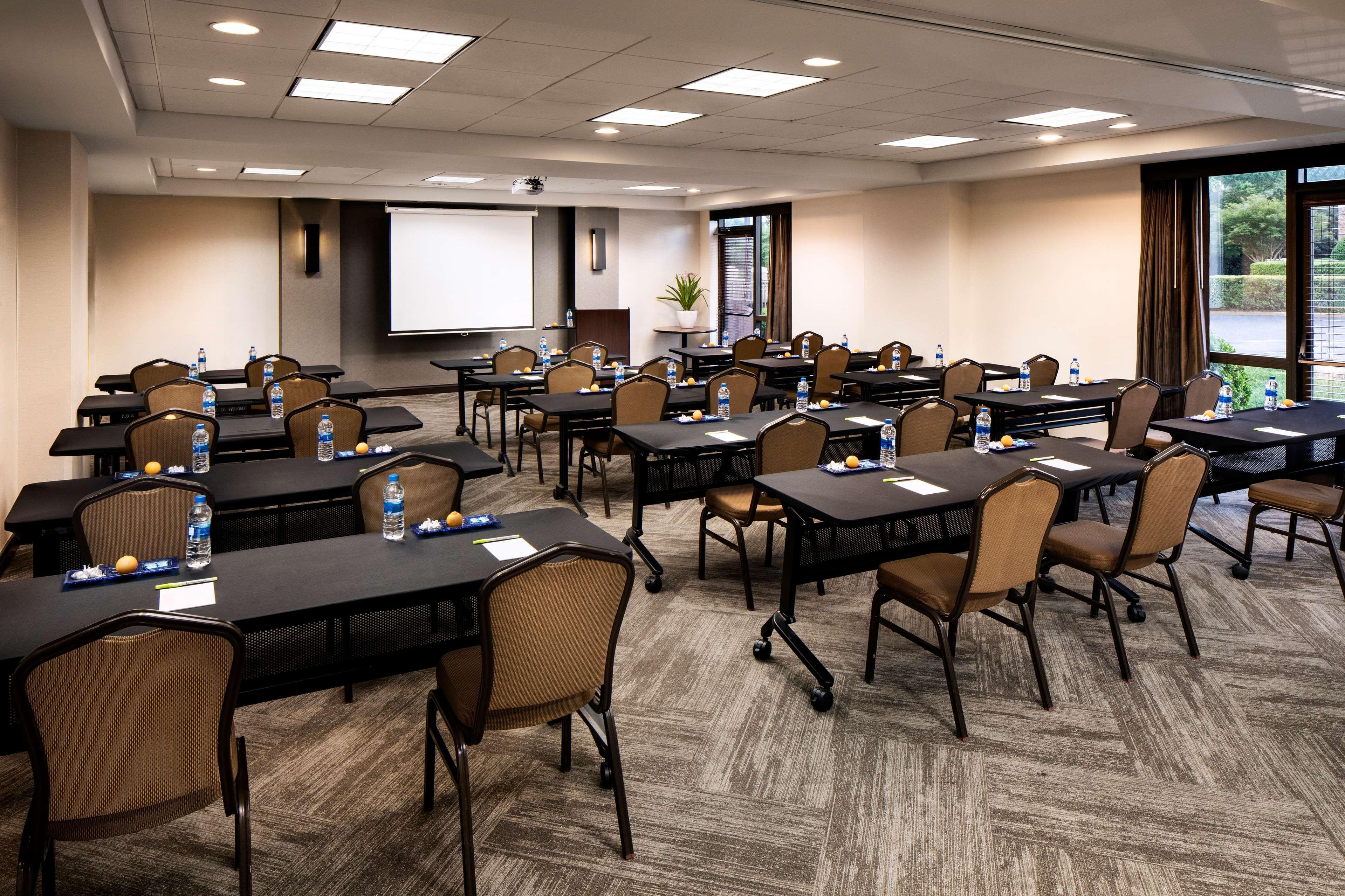 Hyatt Place Atlanta Alpharetta North Point Mall Экстерьер фото