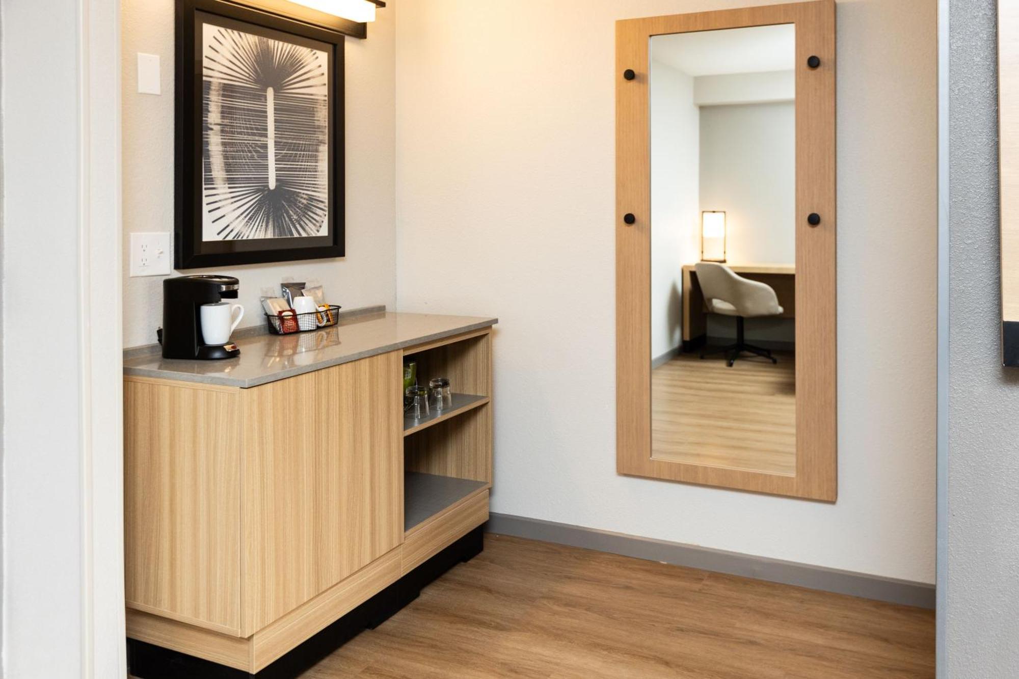 Hyatt Place Atlanta Alpharetta North Point Mall Экстерьер фото