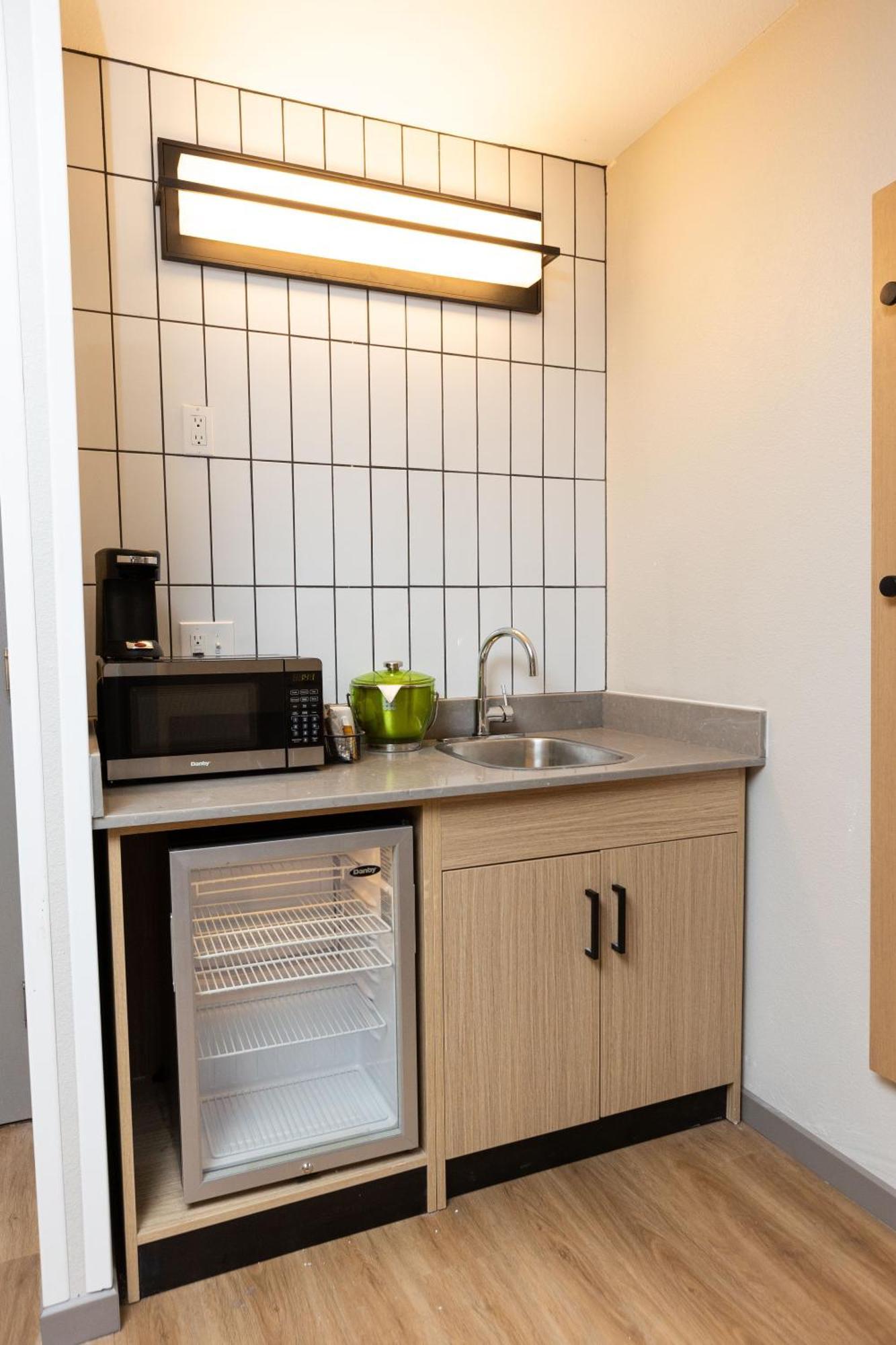 Hyatt Place Atlanta Alpharetta North Point Mall Экстерьер фото